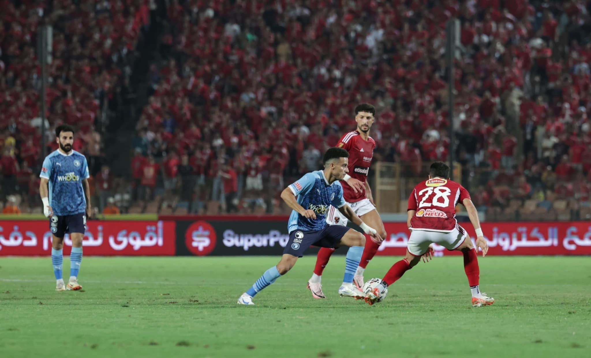 الشبكة نيوز : أمير هشام: جراديشار قد يشارك أساسيًا مع الأهلي أمام بيراميدز