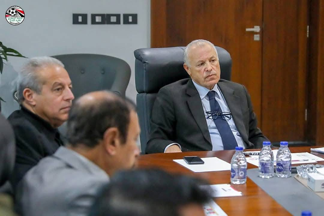 الحلم نيوز : في اجتماع اتحاد الكرة مع الرابطة والأندية : اعتماد تشكيل مجلس الرابطة وترشيح سويلم وصفي الدين