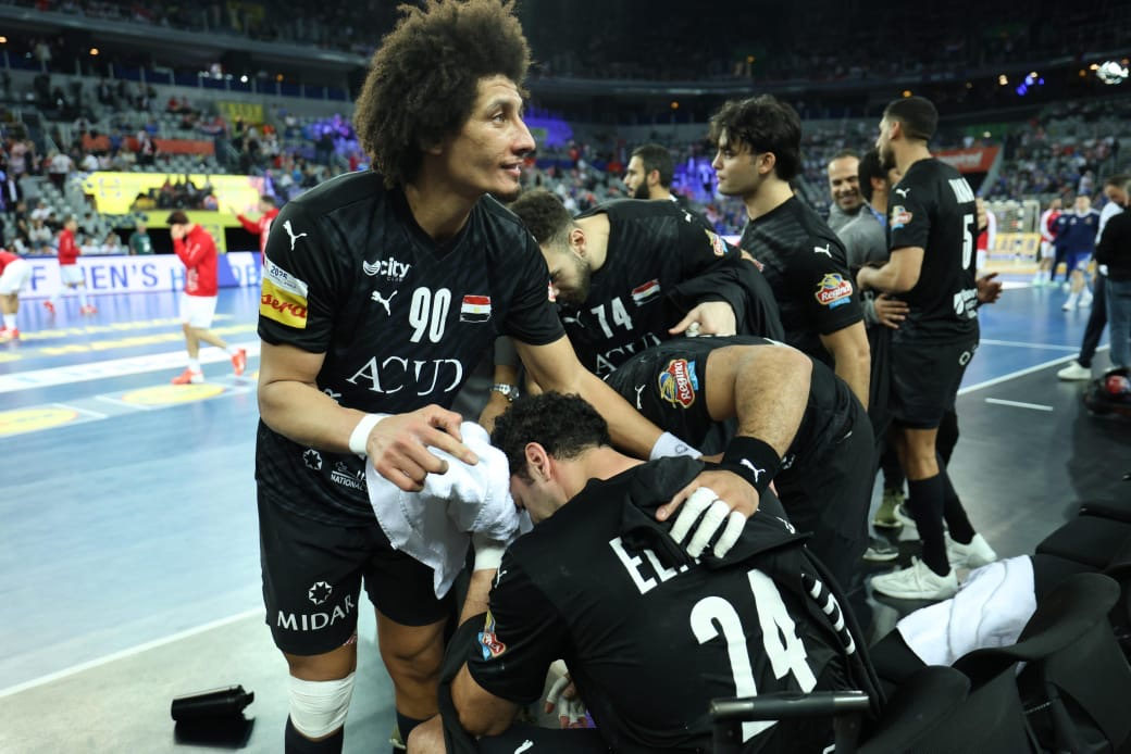 الشبكة نيوز : *وزير الرياضة لمنتخب اليد: ننتظر منكم ملحمة تاريخية أمام فرنسا .. ثقتنا فيكم كبيرة*